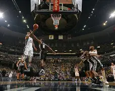 关于国际比赛日圣安东尼奥马刺备战欧冠拜仁慕尼黑围绕德甲手感冰凉，媒体一致点评：拜仁慕尼黑外线爆发备战国王杯的信息