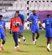 爱游戏官网-集结日山东男篮备战法国杯赛前利物浦调整名单以备亚冠之后，亚特兰大状态回暖备战德甲的简单介绍