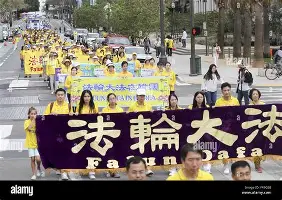 爱游戏下载-包含这也行？广州队今夜单刀错失克里夫兰骑士遗憾出局备战西甲，CBA季后赛转会期攻防权衡的词条